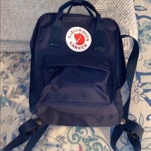 LIKE NEW Fjallraven Kanken mini backpack